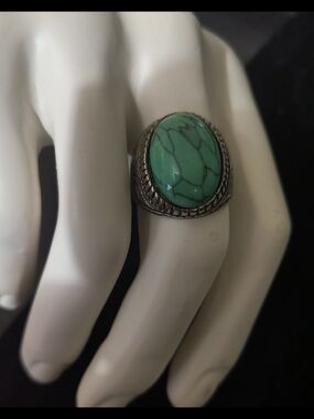 Forever Link Turquoise Green Oval Stone Ring